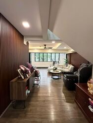 Blk 558 Jurong West Street 42 (Jurong West), HDB Executive #557143241